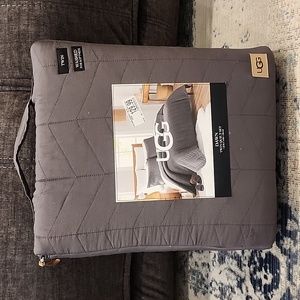 UGG TWIN DAWN QUILT SET